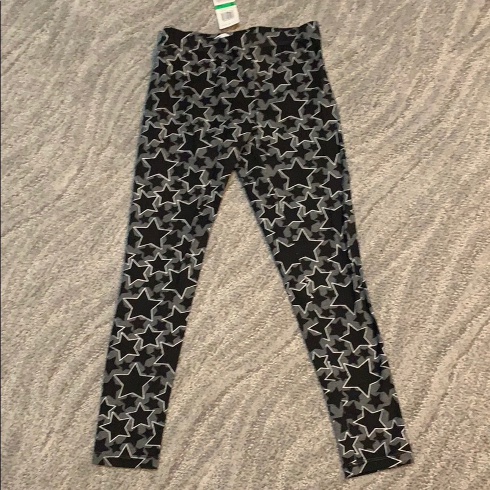 Macy’s Epic Threads star leggings